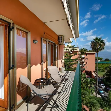 Sorrentovibes - Centre With Amazing View Terraces Apartment *